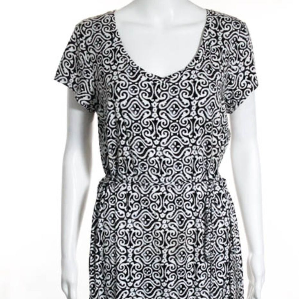 C. Wonder Brown White Knit Printed Dress Sz L